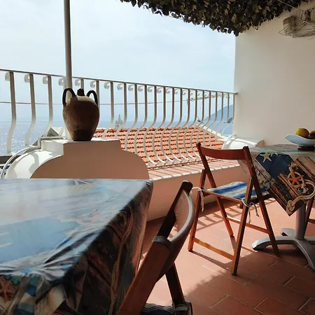 Alojamento de Acomodação e Pequeno-almoço Ventura Lípara